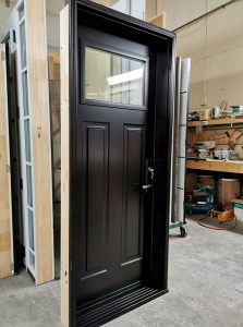 Craftsman door. Brown. Steel