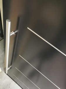 Pull bar and stainless steel lines